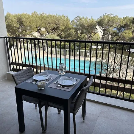 Superbe Terrasse Piscine Et Апартаменты